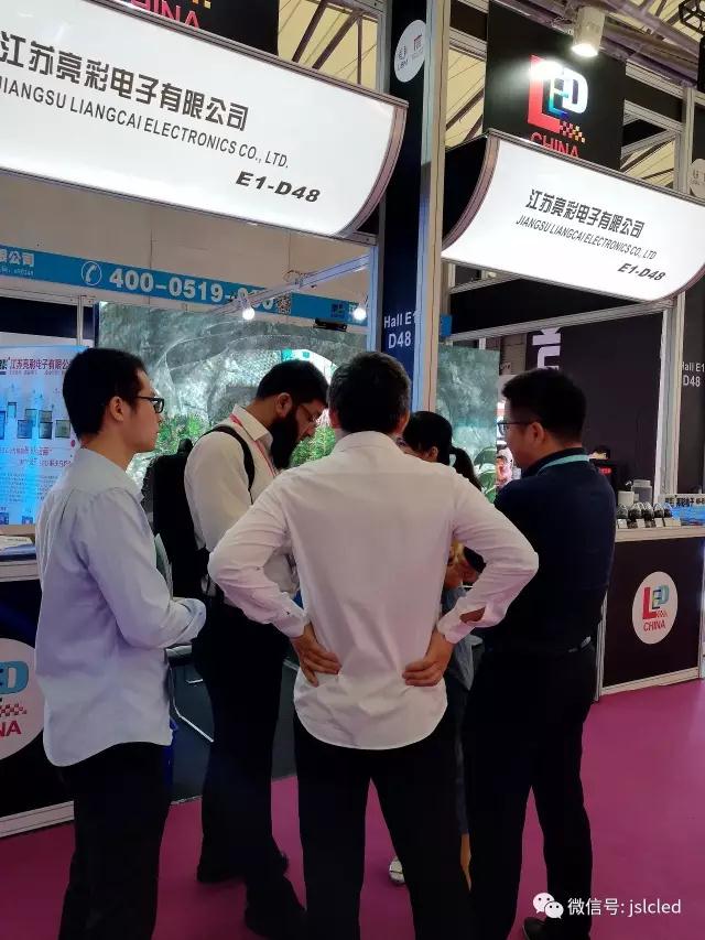 現(xiàn)場(chǎng)速遞 | 江蘇亮彩2017上海國(guó)際LED展，秀產(chǎn)品，展實(shí)力